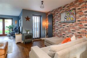 1, Lyndon Mews, Wetherby Road, Bramham, Wetherby LS23 6RE