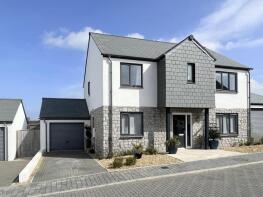 3, Kelsey Drive, Newquay TR8 5FR