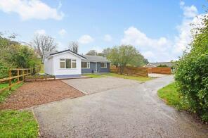 Glen Rosa, Ashdown Close, St. Austell PL26 7EU
