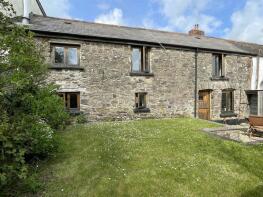 2, Huxtables, The Square, South Molton EX36 3HP