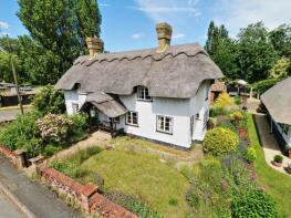 3, Vicarage Road, Waresley SG19 3DA