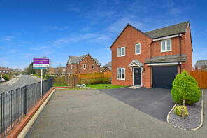 18, Llama Close, Leyland PR25 3NT