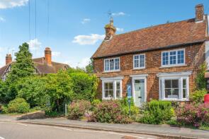 White Maples, Watling Street, Milton Keynes MK17 9LY