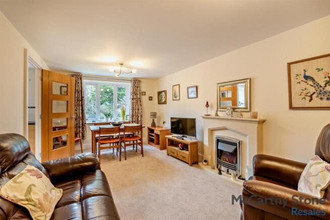 8682445-interior03-800.jpg