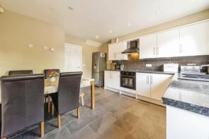 11, Willow Drive, Newark NG23 6EX
