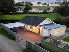 Willows, U6385 Henllan Lodge To Ivy Cottage And School, Llanddewi Velfrey, Narberth SA67 7PB