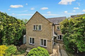 40, Highacres, Bridport DT6 3SE