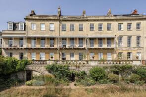 First Floor Flat, 2, Cornwallis Crescent, Clifton, Bristol BS8 4PL