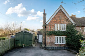 9 Jasmine Cottage, Stane Street, Billingshurst RH14 9JJ