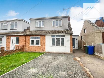 Thames Crescent, Corringham, Stanford-le-Hope