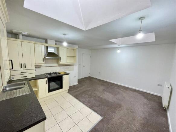 Kitchen/Living Area