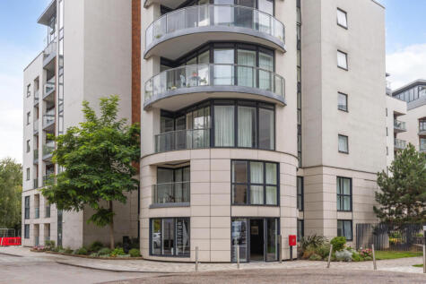 Pump House Crescent, Brentford, TW8