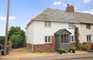 9, High Road, Salisbury SP5 4DS