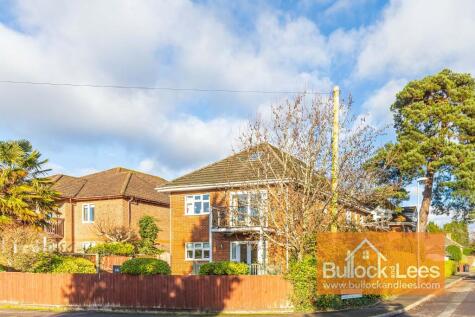 Dudsbury Avenue, Ferndown, Dorset, BH22