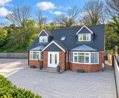 Chester Road South, Kidderminster, DY10