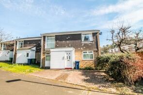 34, Hogarth Drive, Columbia, Washington NE38 7LB