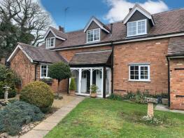 1, Moat House Court, Pratts Lane, Mappleborough Green B80 7BN