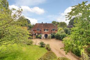 Cloverlea, Dairy Lane, Crockham Hill TN8 6RA