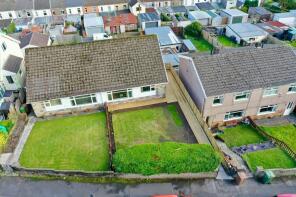 83, Hillside Park, Bargoed CF81 8NJ