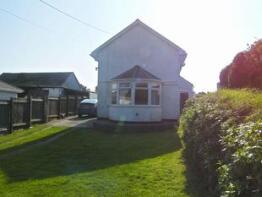 Merbein Barn, Tregurrian Hill, Tregurrian, Newquay TR8 4AD