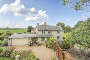 Bakehouse Cottage, Roselyn Crescent Junction Mundens Lane To Junction A3030, Sherborne DT9 5HT
