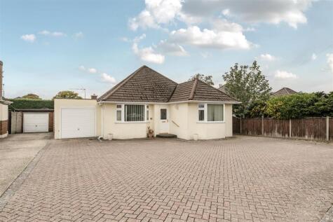 Heckford Road, Corfe Mullen, Wimborne
