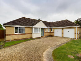 4, Orchard End, Cambridge CB24 8QJ