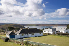 Moonshadow, Road From St Moritz Hotel To Daymer Lane, Trebetherick, Wadebridge PL27 6SF