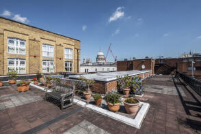 Flat 407, 58 Queen's Quay, Upper Thames Street, London EC4V 3EH