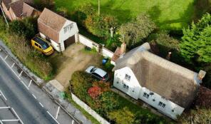 4, Labour In Vain Hill, Calne SN11 8UP