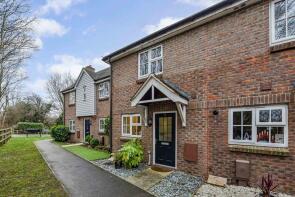 5, Hannah Place, Clay Lane, Chichester PO19 3PX