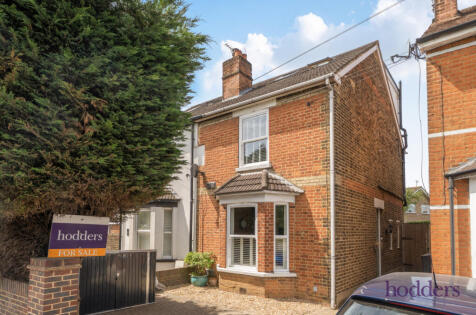 Addlestone, Surrey, KT15