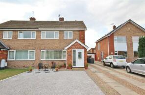 3, Springfield Drive, Barlby, Selby YO8 5JN