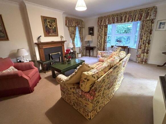 1 Hays Park_Sitting Room (2)