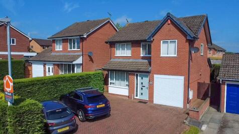 Balmoral Crescent, Oswestry, SY11 2XG