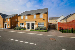 77, Admiral Crescent, Hockley SS5 6FS