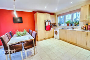 3, Albermarle Close, Leicester LE5 0RG