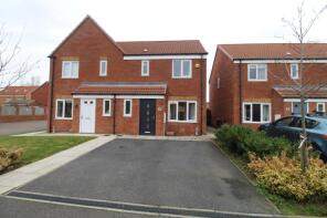 32, Northfield Avenue, South Kirkby, Pontefract WF9 3TG