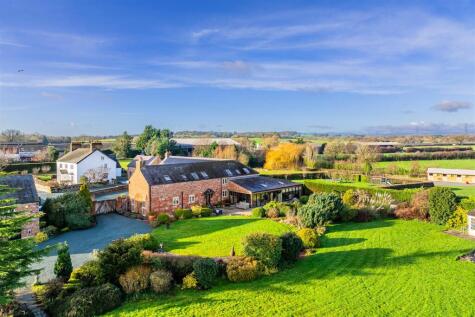 The Old Stables, Meadow Court, Wykey, Ruyton XI Towns, Shrewsbury, SY4 1JA
