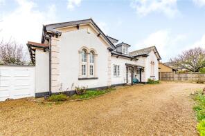 78 The White Lodge, Orange Tree Hill, Havering-atte-bower, Romford RM4 1PJ