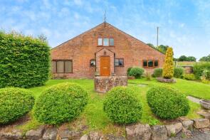 Kennel Lodge, Dutton Lane, Crowton, Northwich CW8 2TN