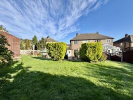 16, Pontey Mount, Waterloo, Huddersfield HD5 8RE