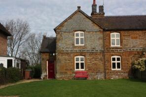 Rainbow Cottage, Main Street, Towcester NN12 8EZ