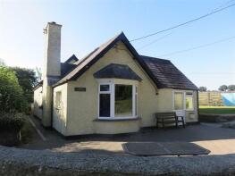 Treffos Farm Lodge, Former Section Of Pentraeth Road Near Treffos, Menai Bridge LL59 5SA
