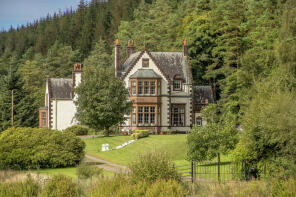 Victoria Lodge Talla, C8 A701 At Tweedsmuir To C8 At The Megget Stone, Biggar ML12 6QP