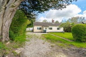 The Bungalow, Browns End Road, Broxted CM6 2BE