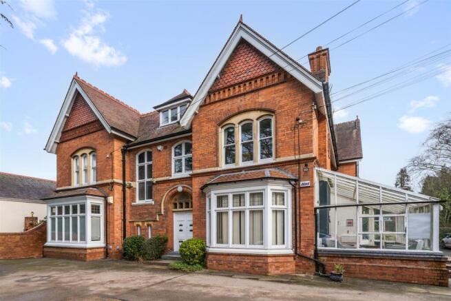 Flat 5, 1 Manor Road_9.jpg