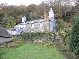Bryn Hyfryd, Road From Capel Peniel To Awelon, Dolgellau LL40 2TA