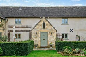 Milestone House, Oddington Main Road, Moreton-in-marsh GL56 0XG