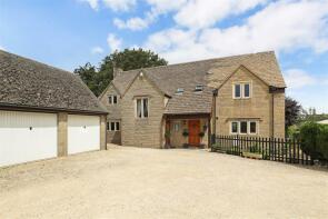 Bearpools House, Bear Hill To The Butts, Rodborough Common, Stroud GL5 5BU